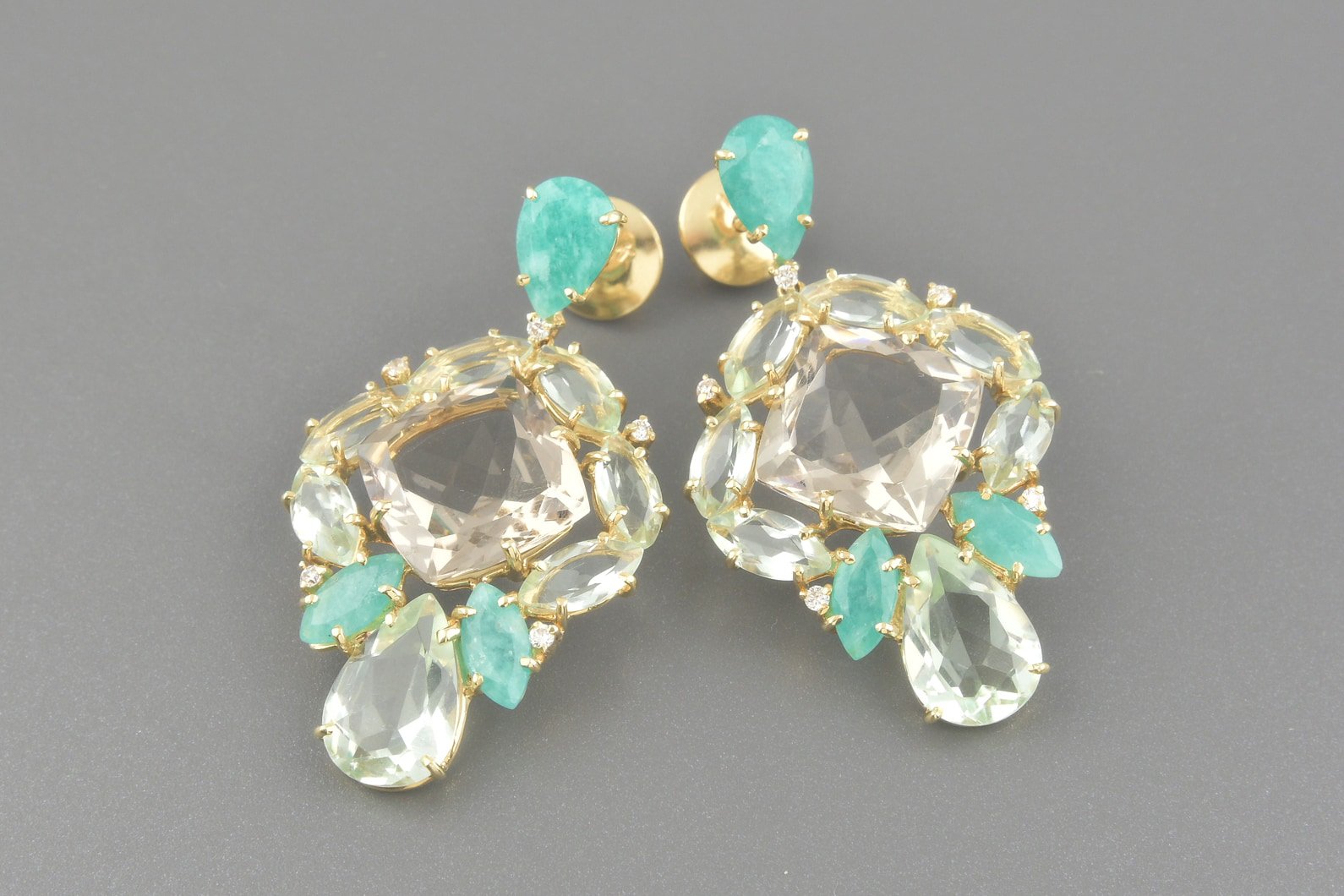 Brincos em Ouro Amarelo 18k com Quartzo, Amazonitas, Prasiolitas e Brilhantes