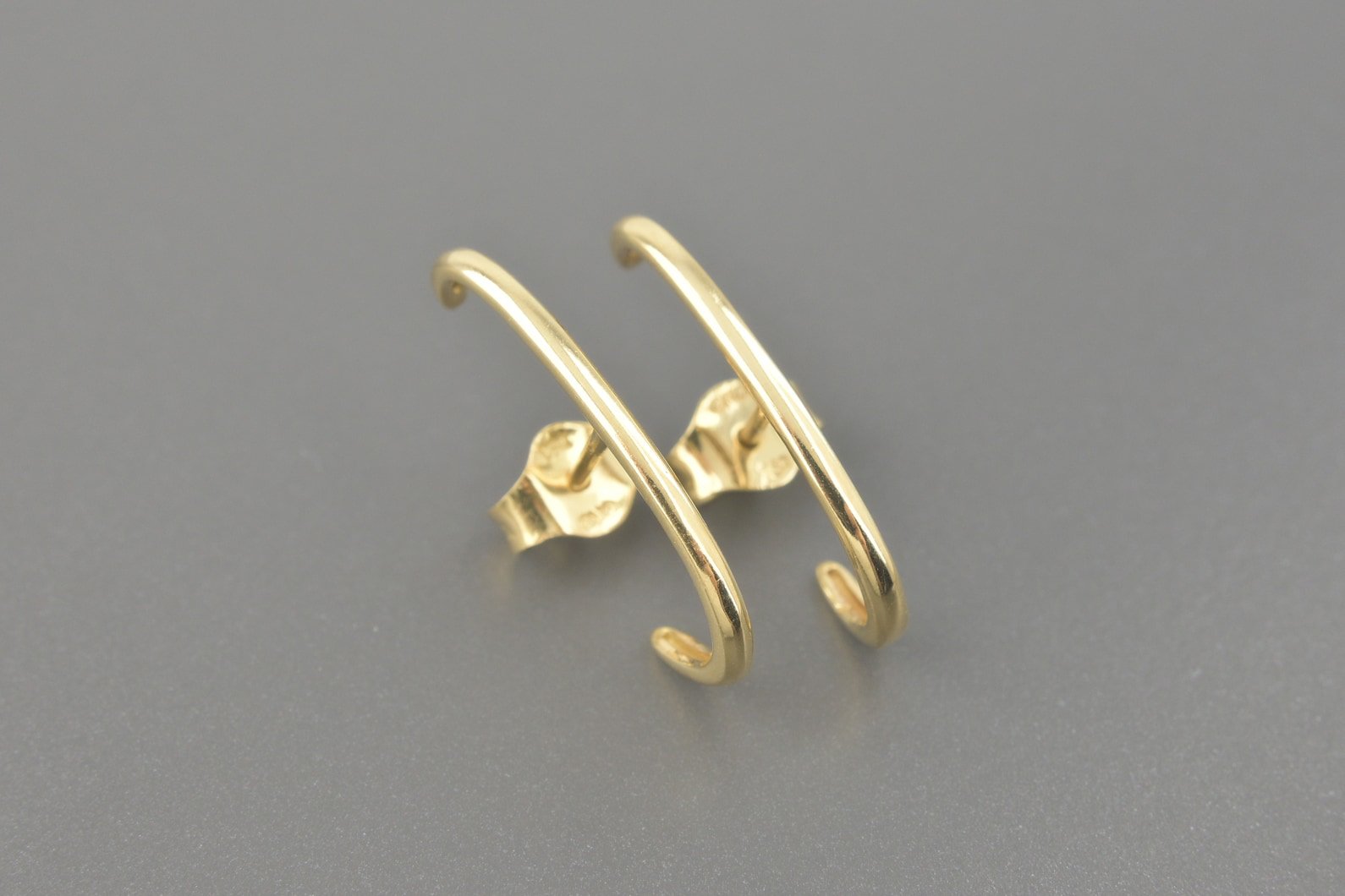 Brincos em Ouro Amarelo 18k