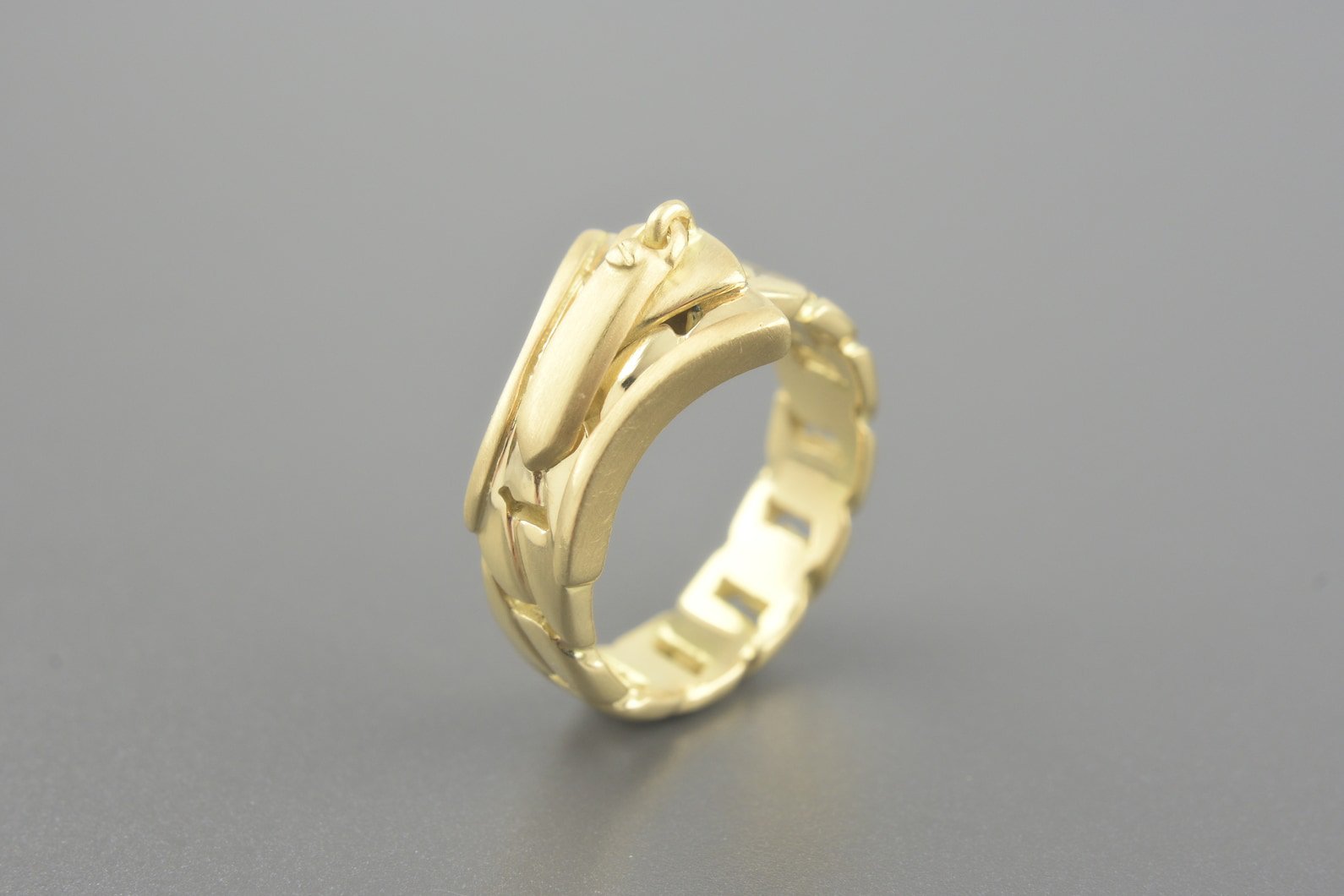 Anel Zipper em Ouro Amarelo 18k