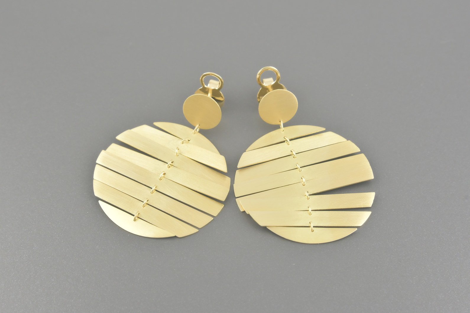 Brincos em Ouro Amarelo 18k