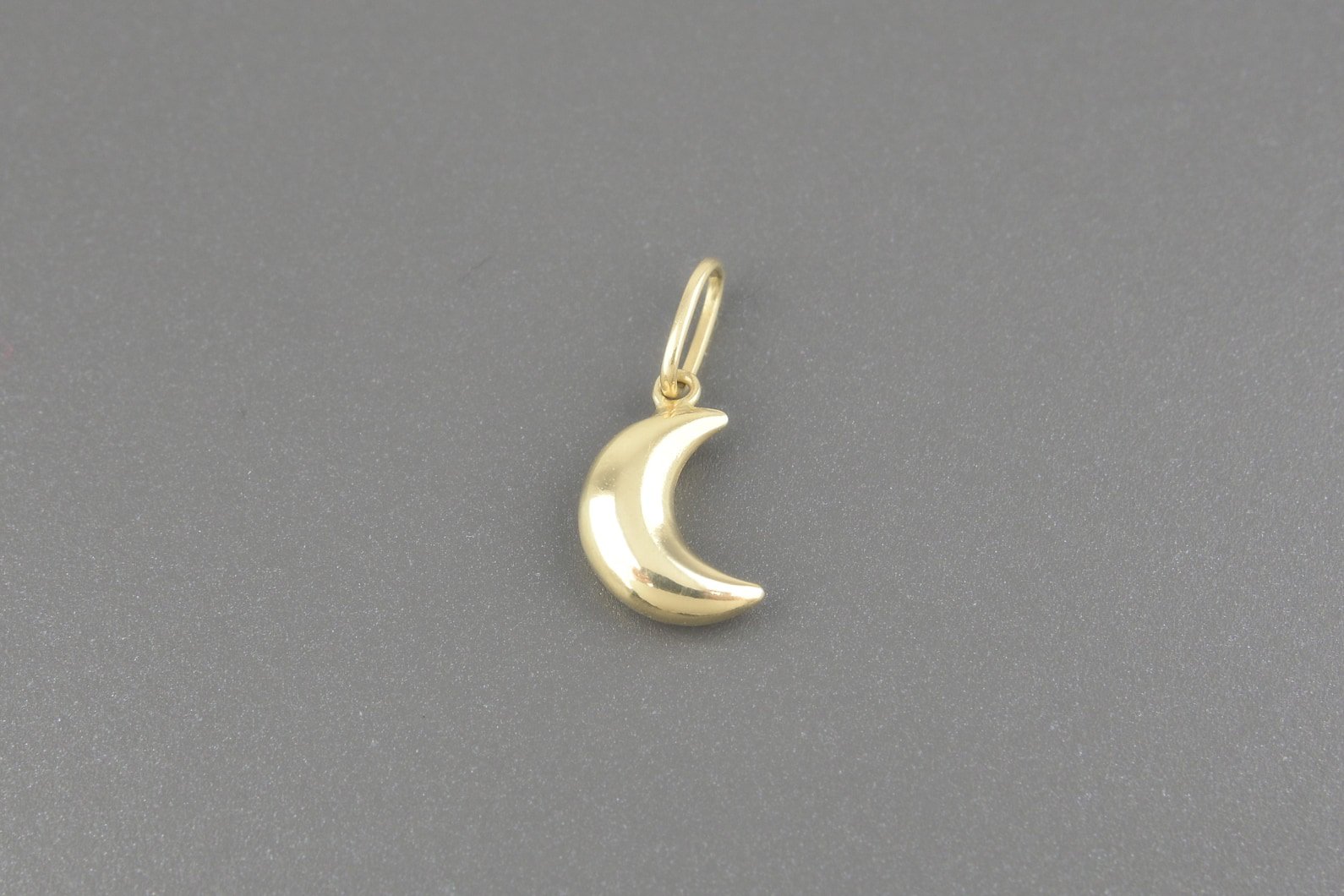 Pingente Lua em Ouro Amarelo 18k