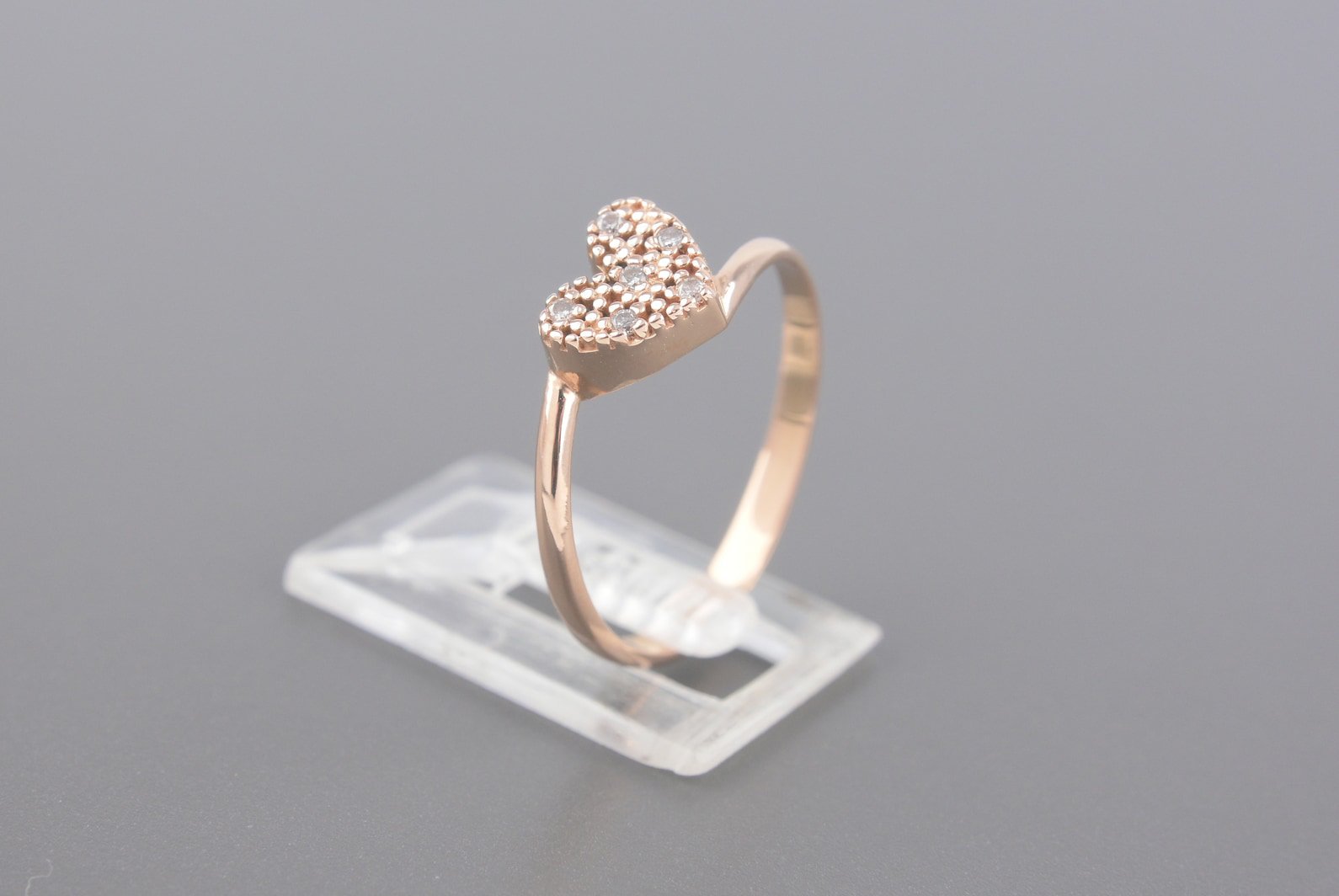Anel Coração em Ouro Rose 18k com Aprox. 6pts de Brilhantes