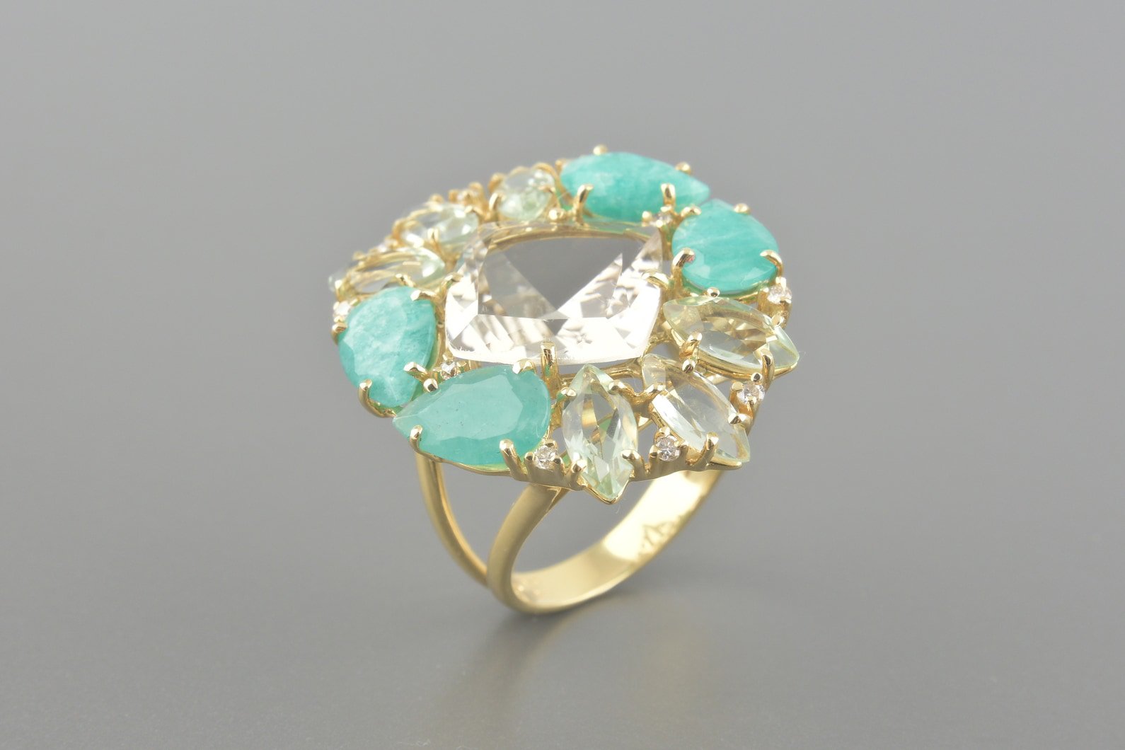 Anel em Ouro Amarelo 18k com Quartzo, Amazonitas, Prasiolitas e Brilhantes