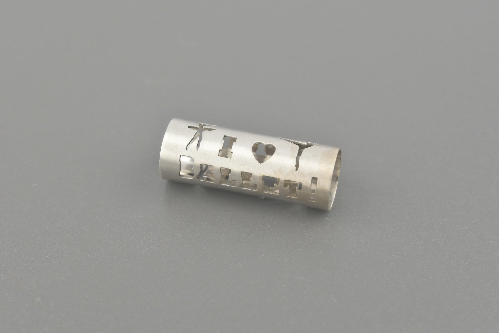 Pingente / Berloque I Love Ballet em Ouro Branco 18k