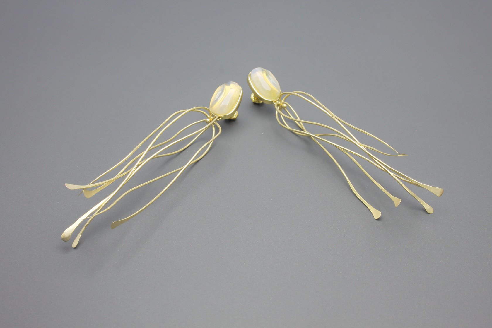 Brincos em Ouro Amarelo 18k com Quartzos