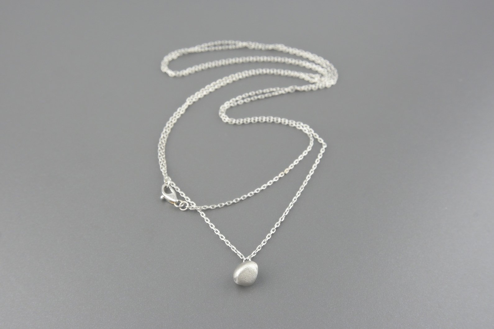 Colar em Ouro Branco 18k