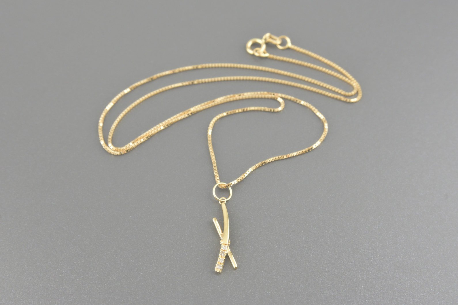 Colar em Ouro Amarelo 18k com Brilhantes