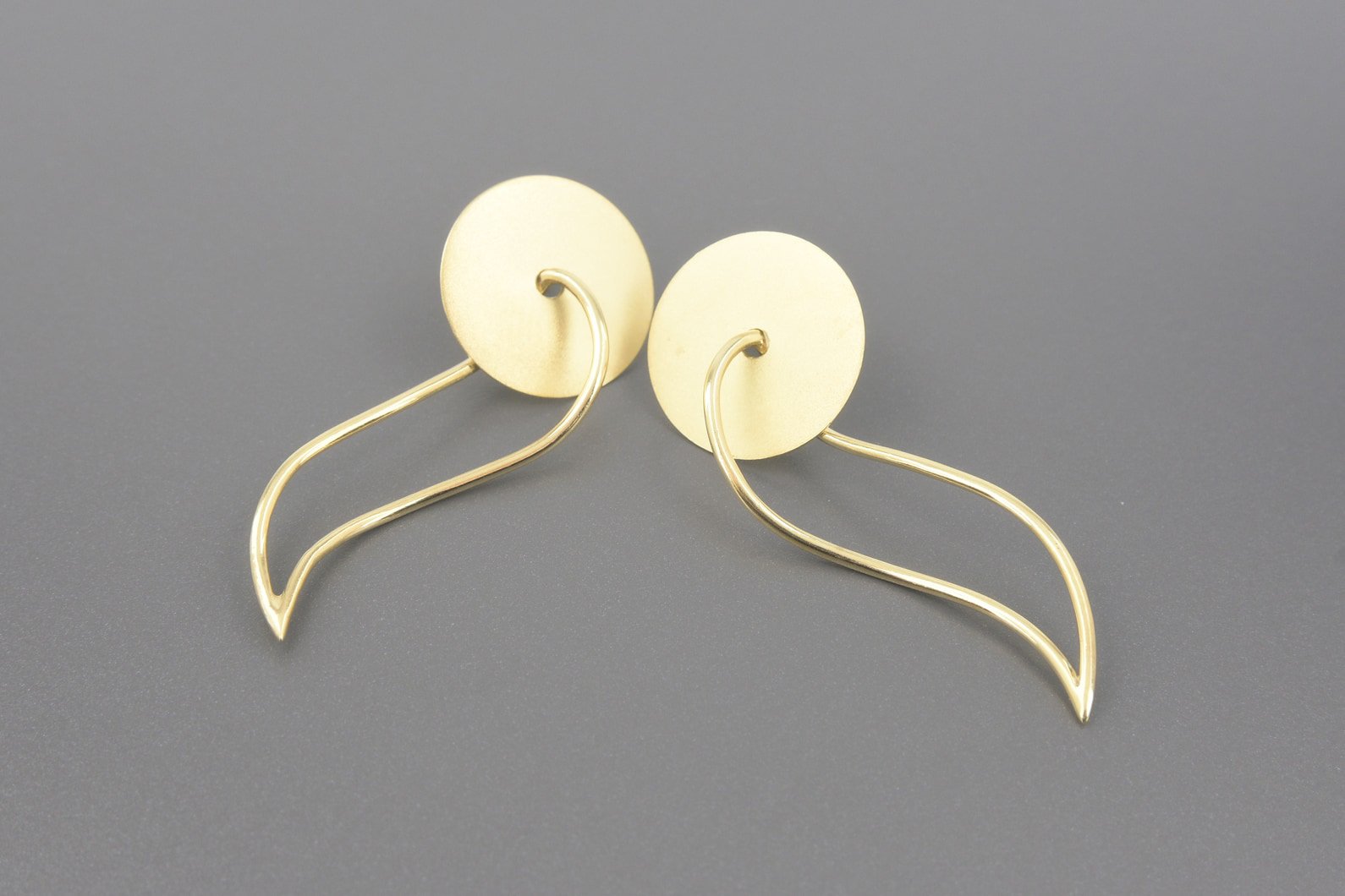 Brincos em Ouro Amarelo 18k