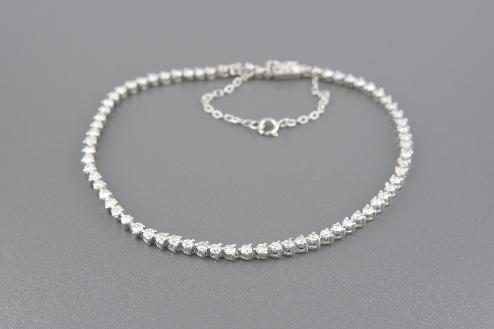 Pulseira Riviera em Ouro Branco 18k com Aprox. 1.8ct de Brilhantes