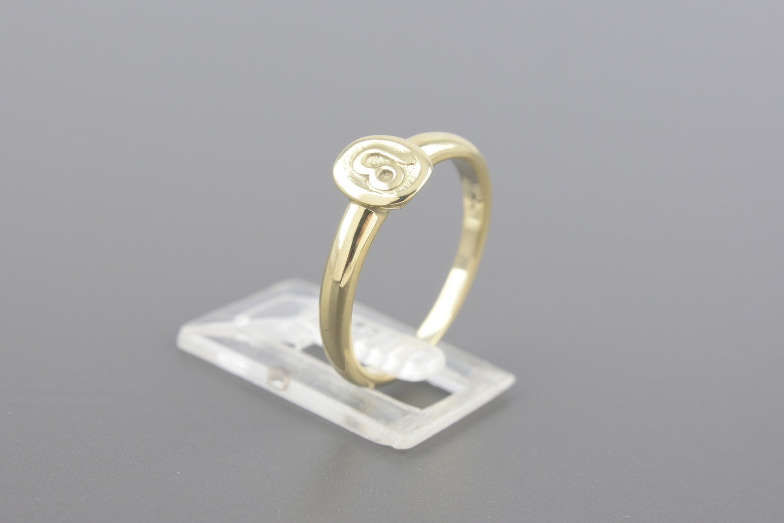 Anel Leão em Ouro Amarelo 18k
