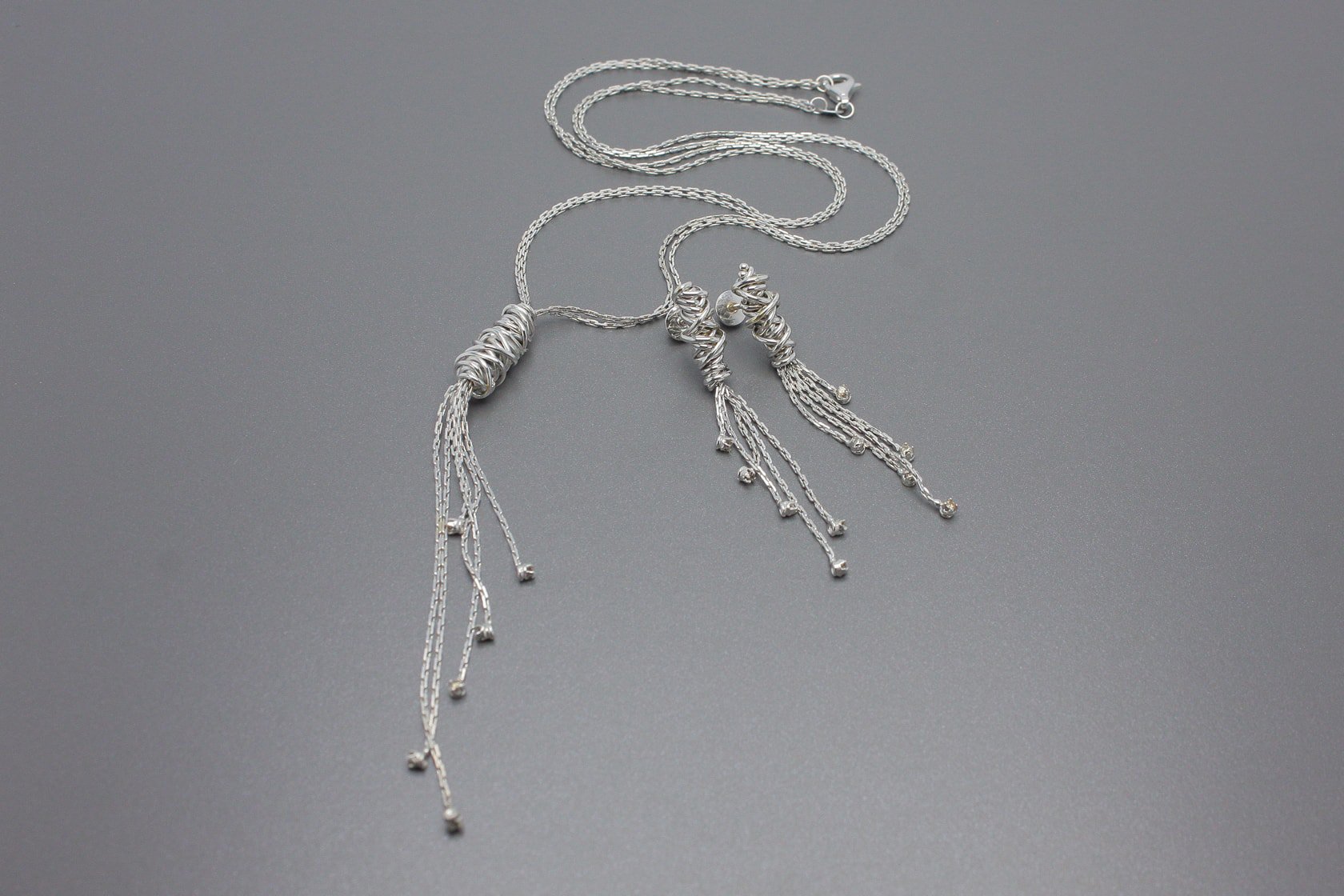 Conjunto Colar e Brincos em Ouro Branco 18k com Aprox. 24pts de Diamantes Brown