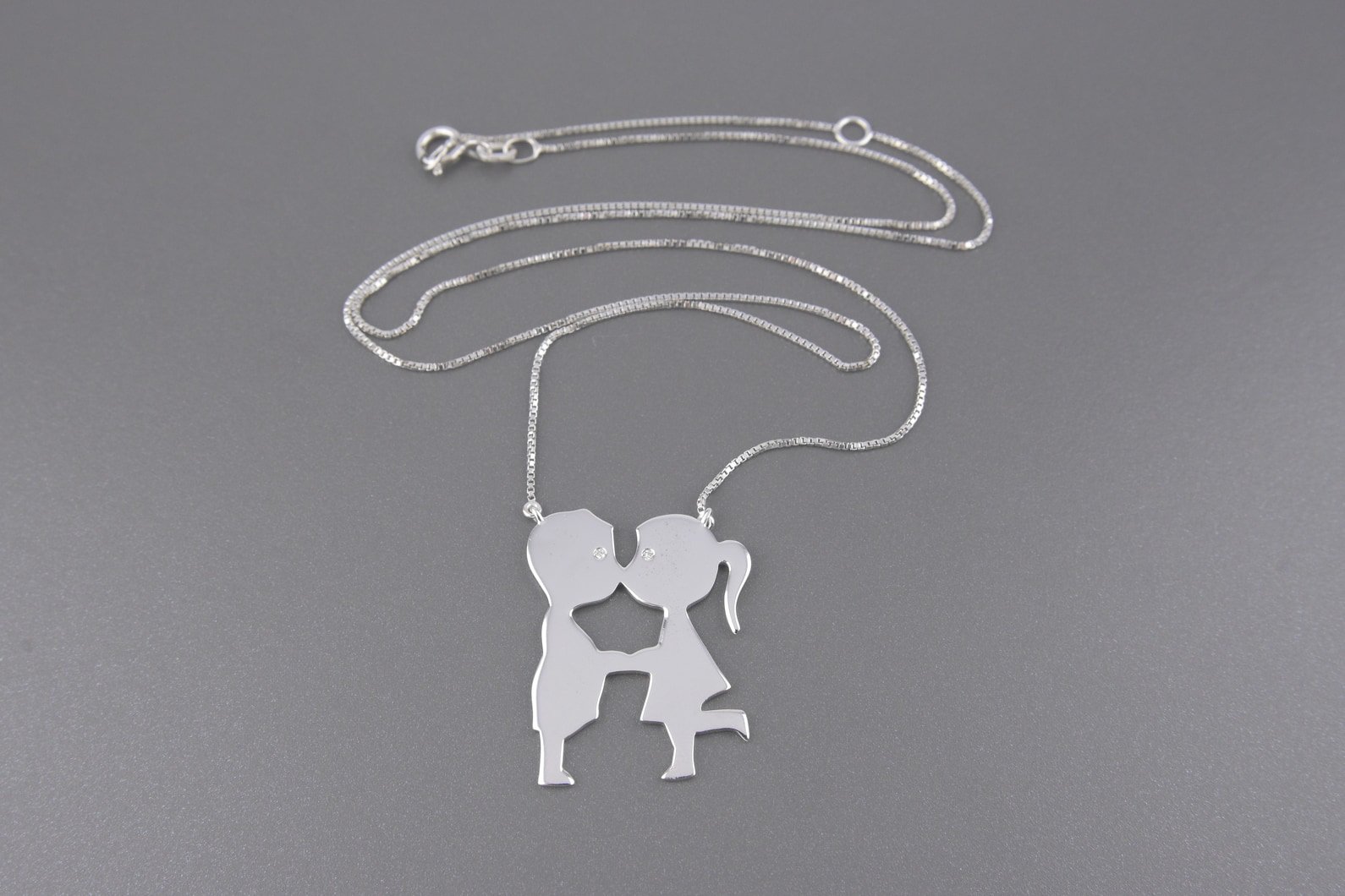 Colar Casal/Namorados em Ouro Branco 18k com Brilhantes