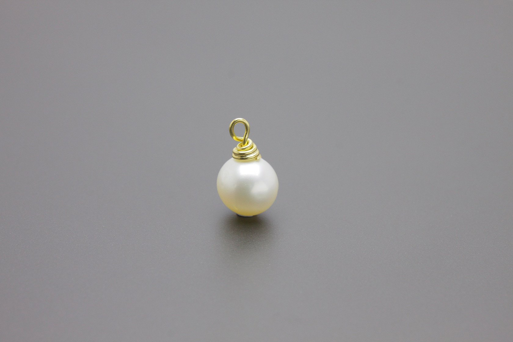 Pingente de Perola com Ouro Amarelo 18k