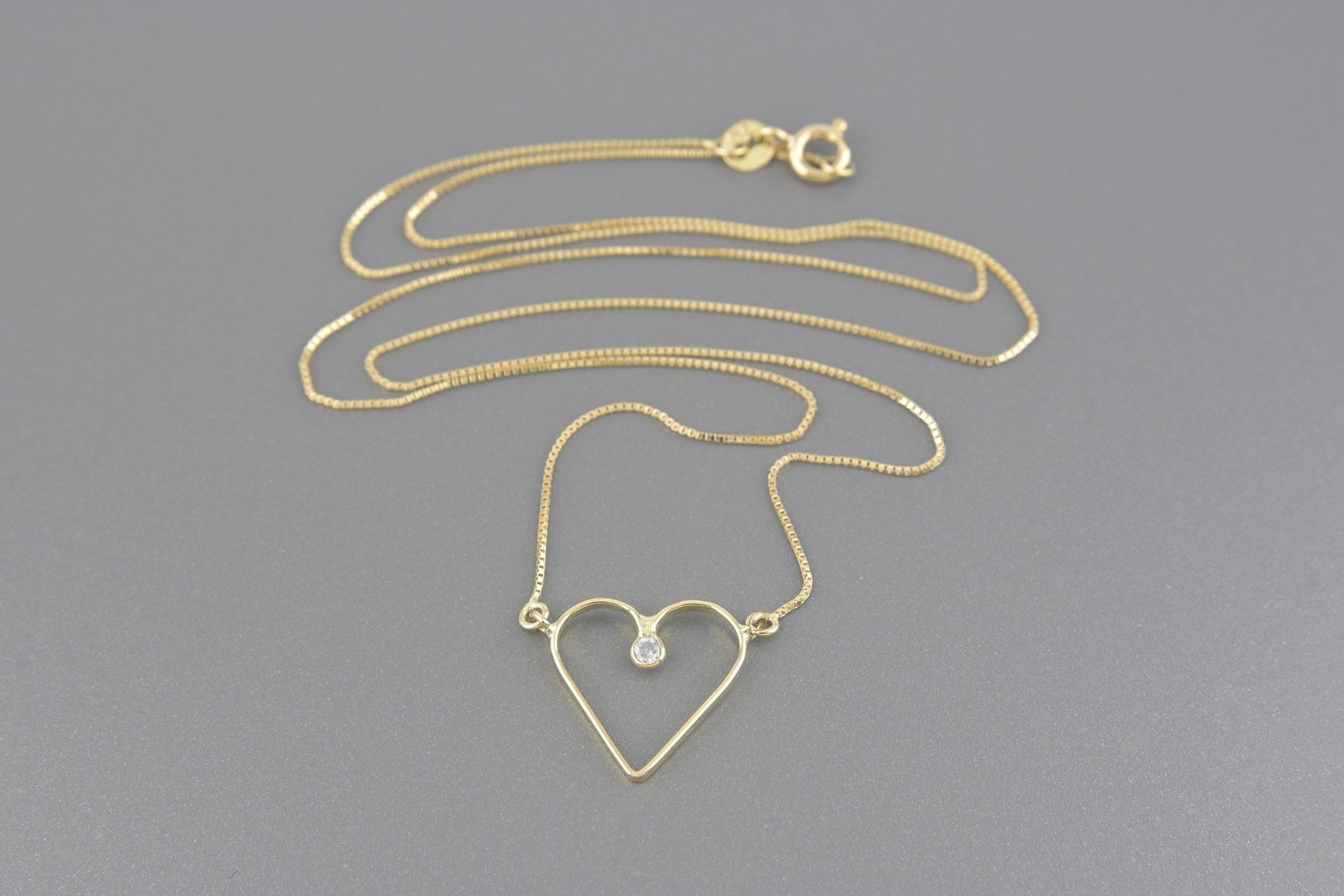 Colar Coração em Ouro Amarelo 18k com Zirconia