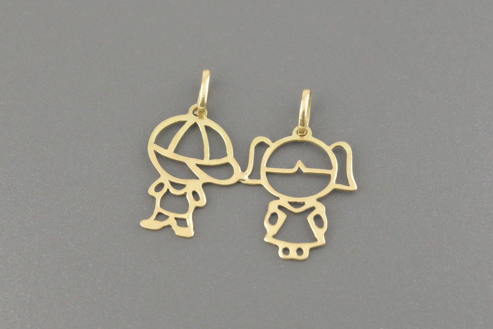 Pingente Filho e Filha em Ouro Amarelo 18k