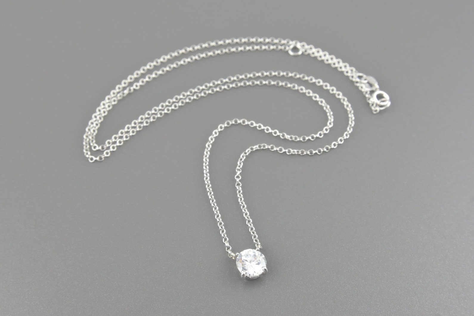 Colar Ponto de Luz em Ouro Branco 18k com Zirconia de 7mm