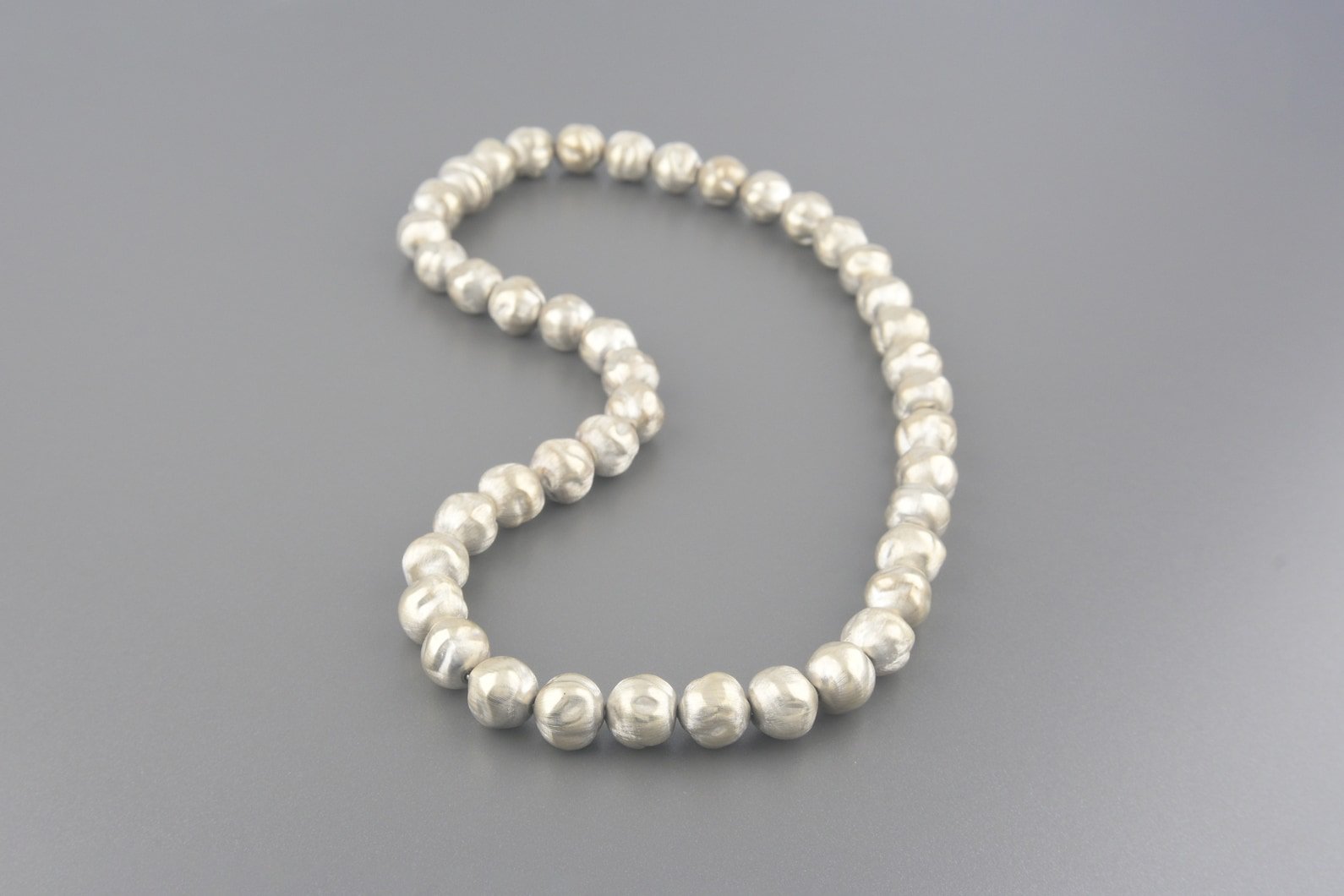 Colar em Ouro Branco 18k