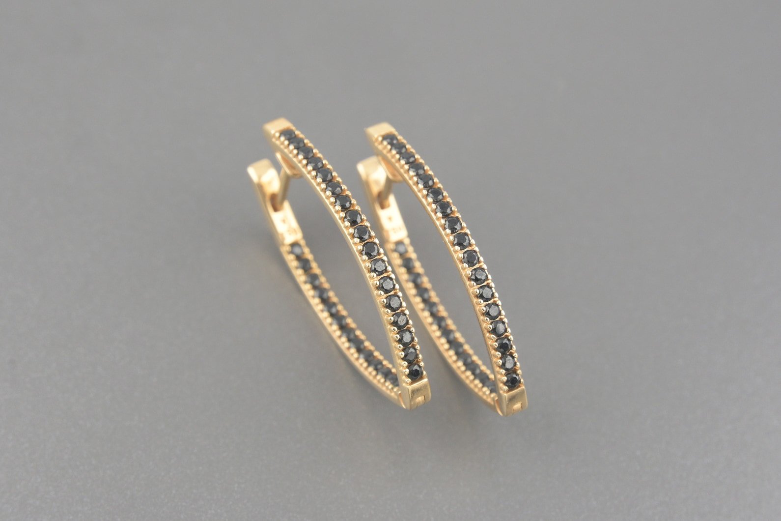 Brincos Argola Navete em Ouro Rose 18k com Espinélios