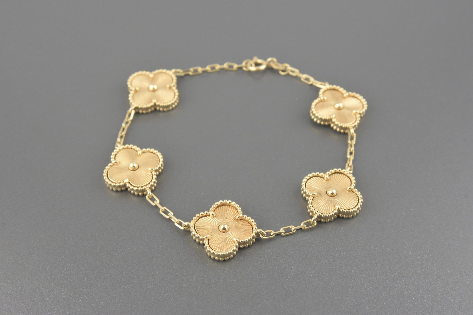 Pulseira Trevos em Ouro Amarelo 18k