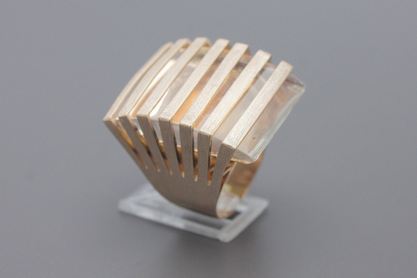 Anel em Ouro Rose 18k com Quartzo