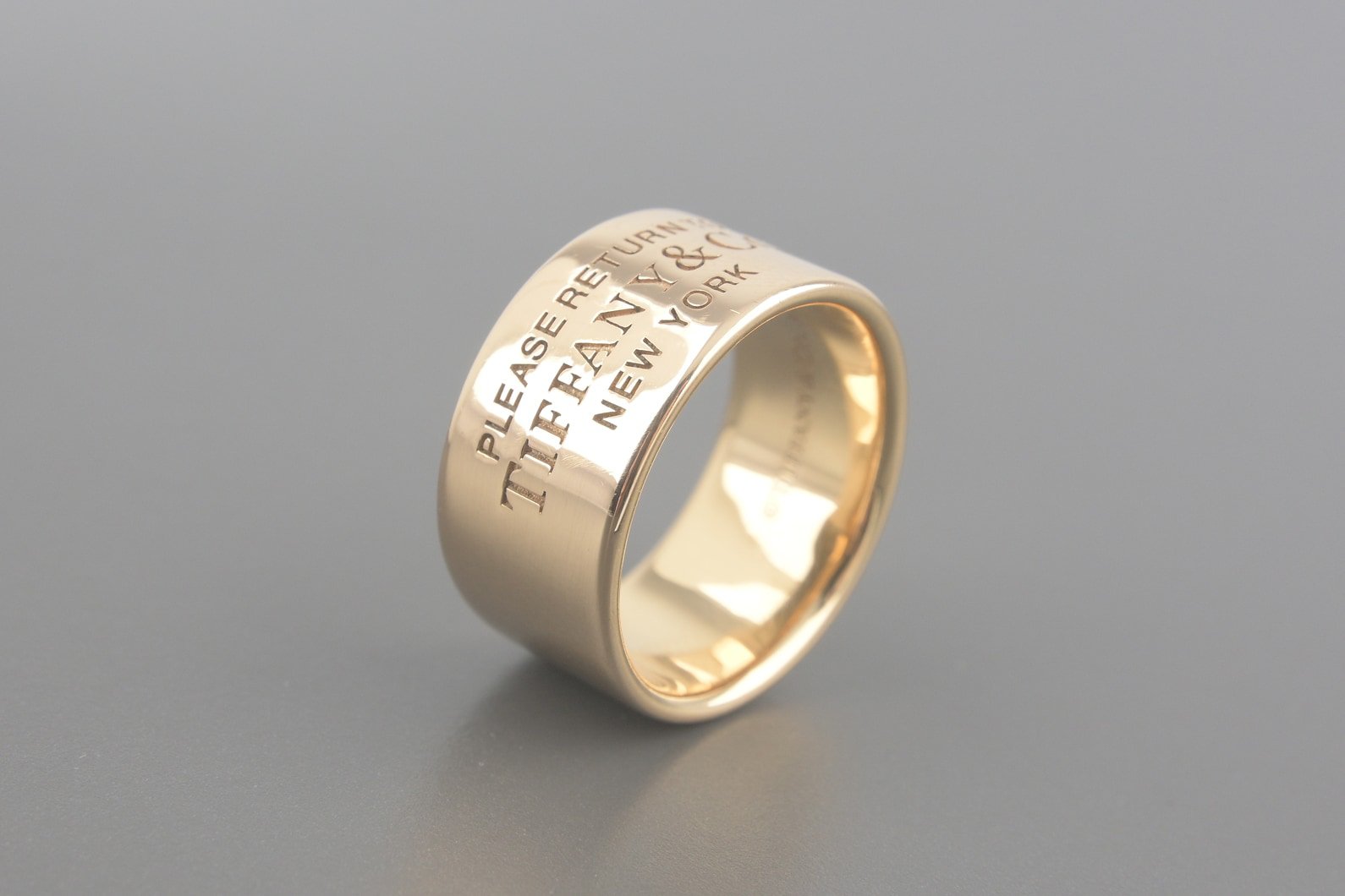 Anel em Ouro Rose 18k
