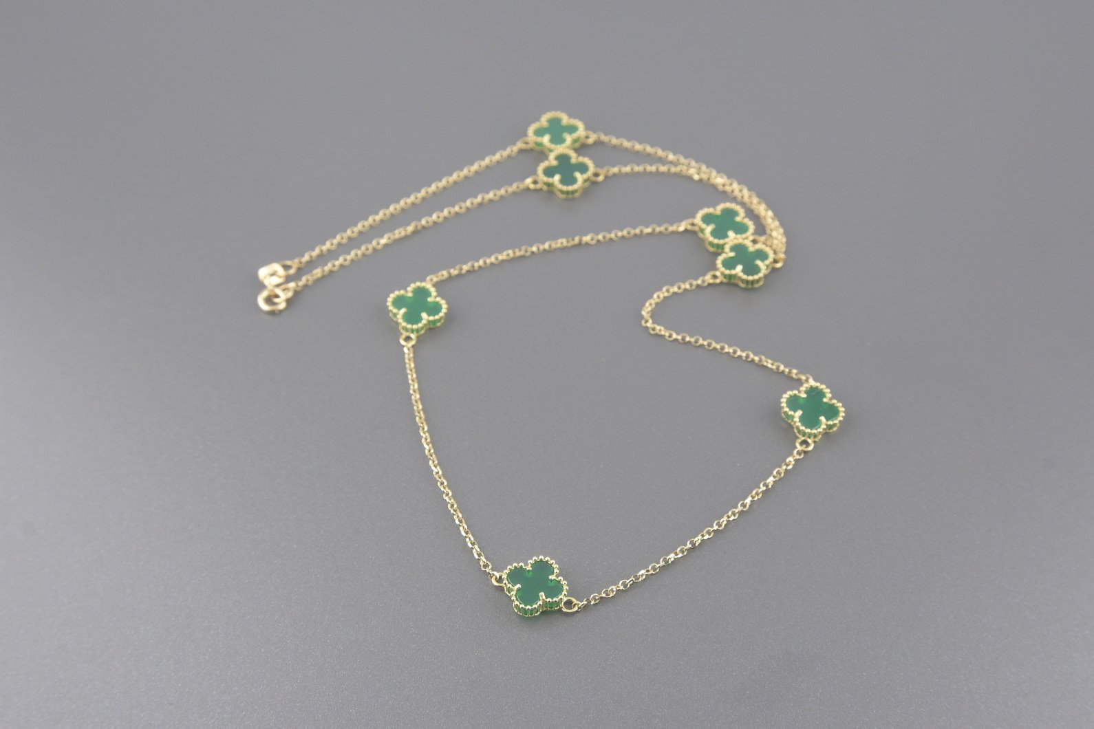 Colar Trevos em Ouro Amarelo 18k com Resina Verde