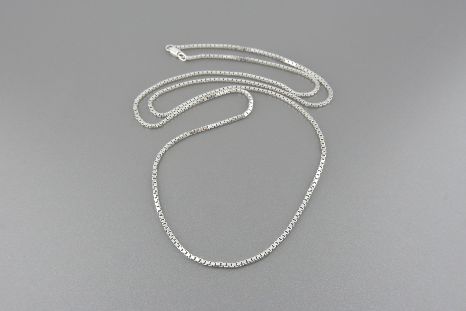 Corrente em Ouro Branco 18k